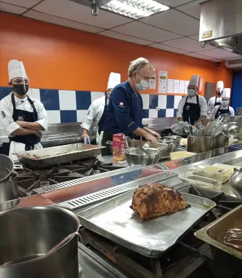 ISCAHM culinary course with instructor