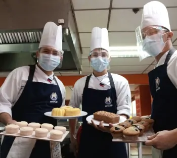 ISCAHM culinary course at work